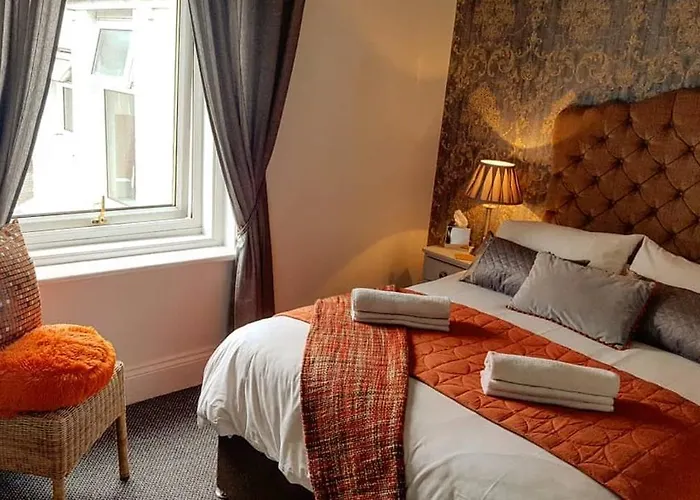 Elmswood Guest House