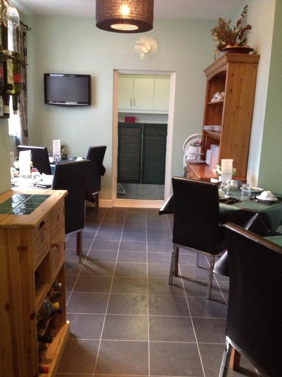 Elmswood Bed & Breakfast